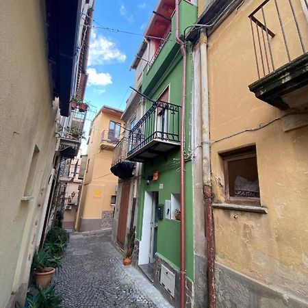 B&B Casetta Verde Felice Шилла Экстерьер фото