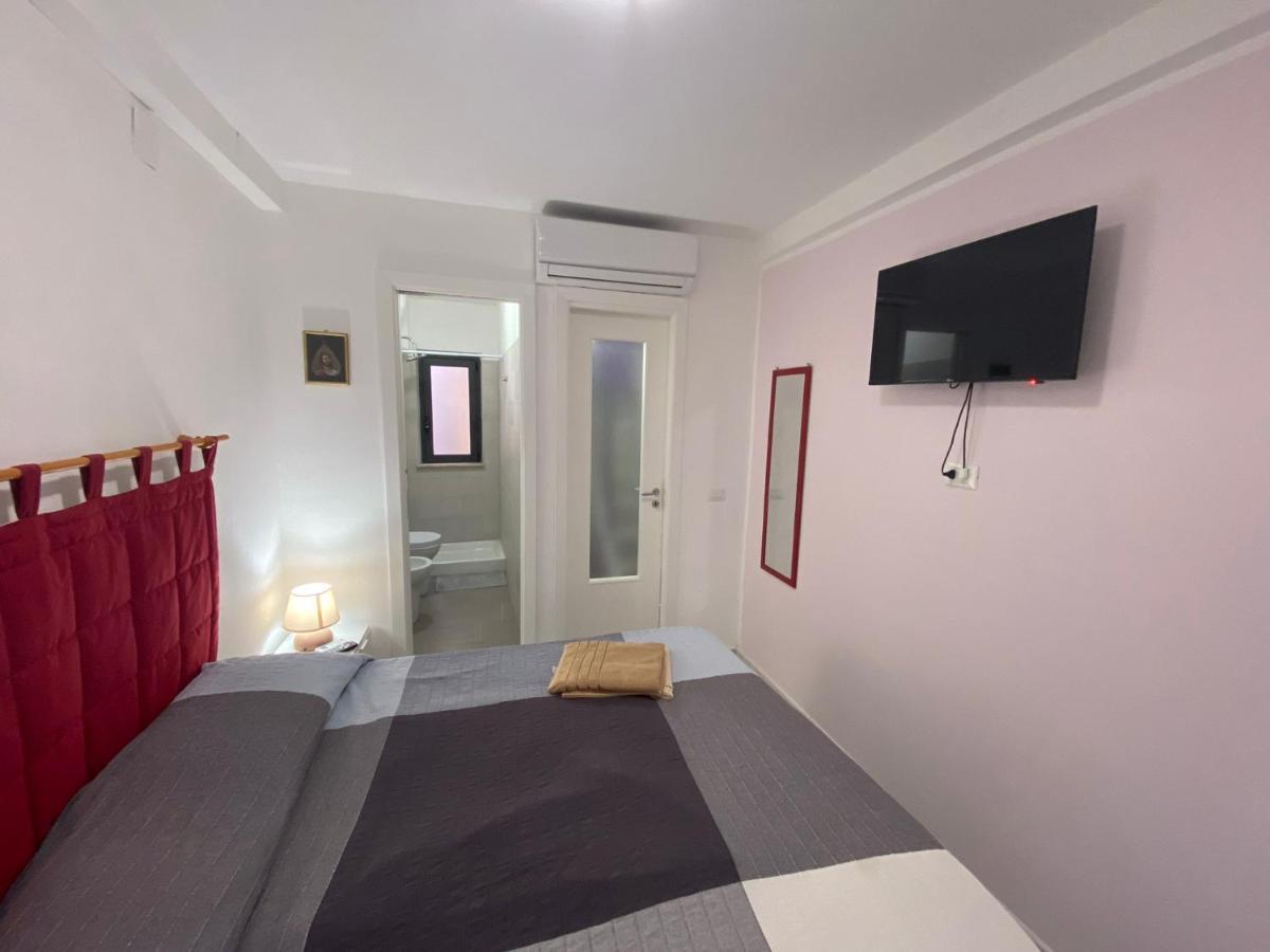 B&B Casetta Verde Felice Шилла Экстерьер фото