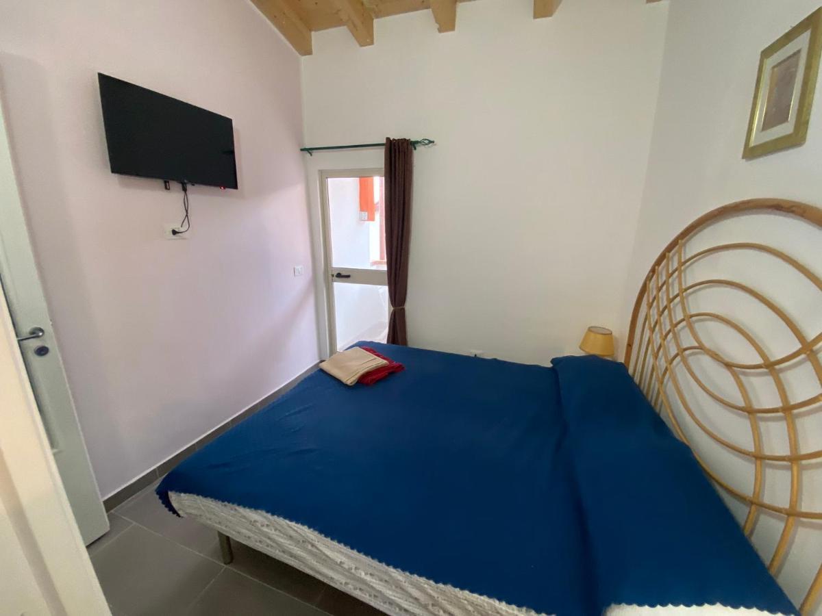 B&B Casetta Verde Felice Шилла Экстерьер фото
