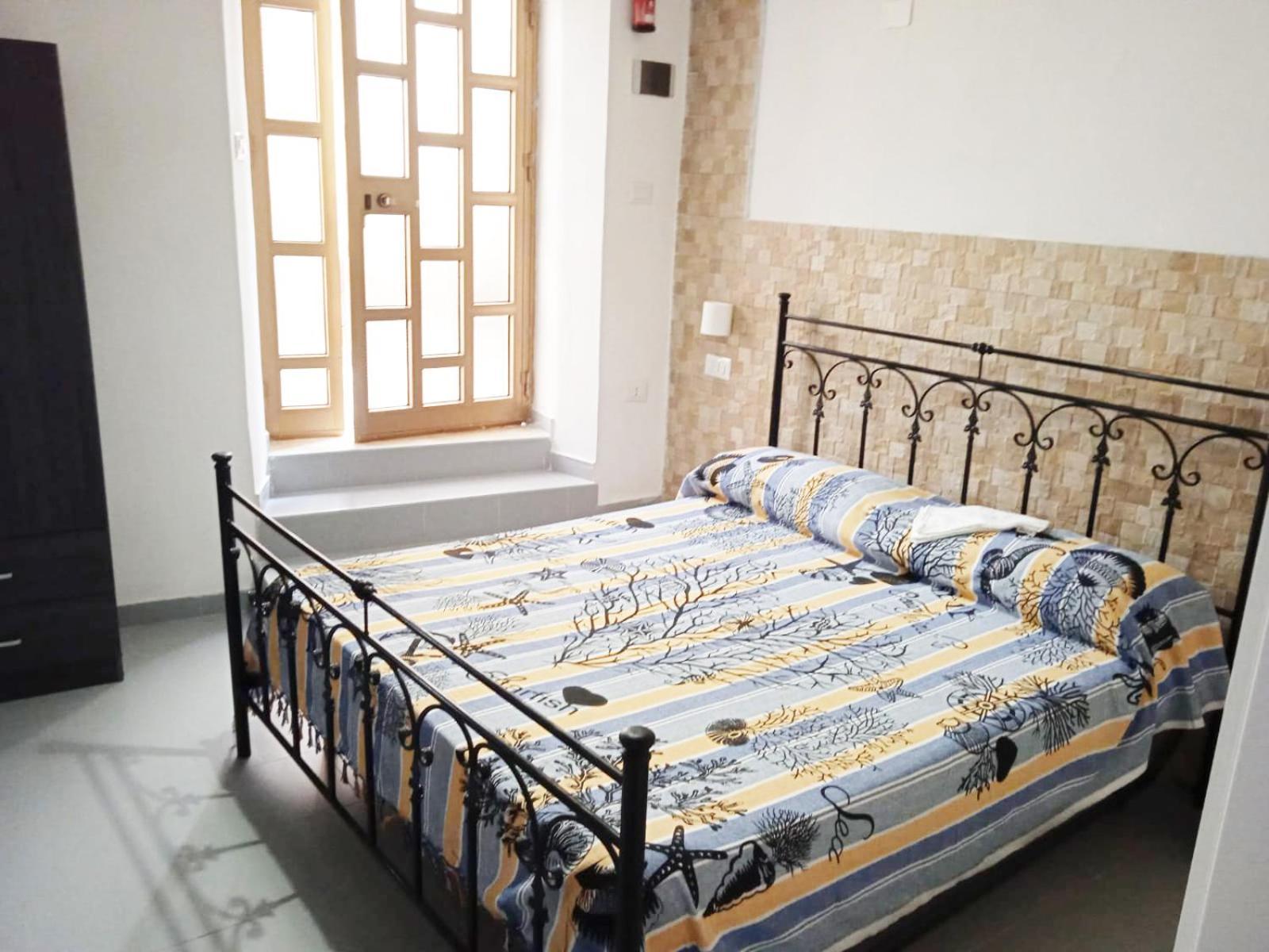 B&B Casetta Verde Felice Шилла Экстерьер фото